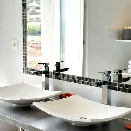 T5 En Duplex D'exception Meuble De Tourisme 4 * Sartene (Corsica)